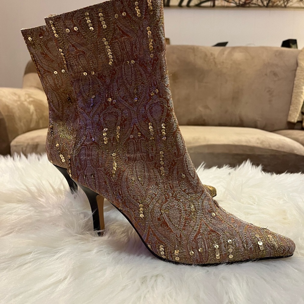 Y2K Gold and Cream Sequin Embroidered Heeled Boots - Picture 4 of 5